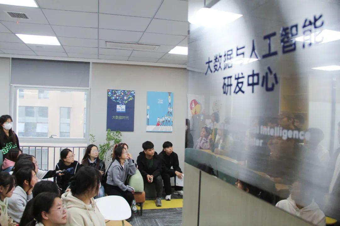 郑州经济贸易学校是公办的吗_郑州经济贸易学校联系方式_郑州经济贸易学校