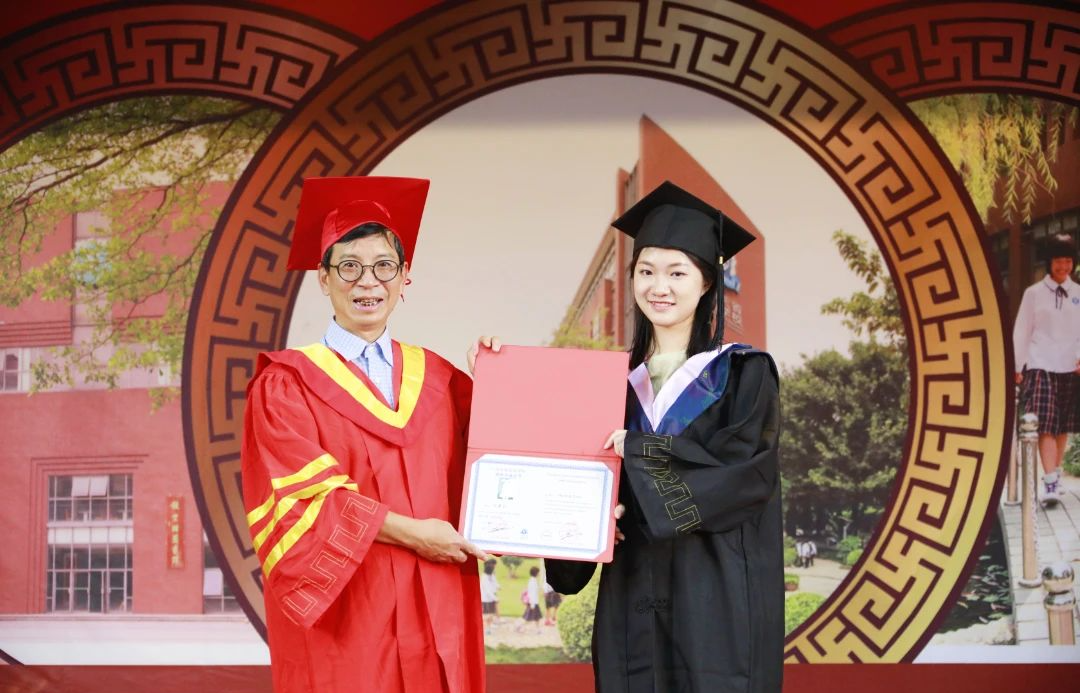 黉学学费_八维学校学费一年多少_学校学费