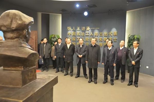 西安石油大学官网教务处_西安石油教务处_西安石油大学教务
