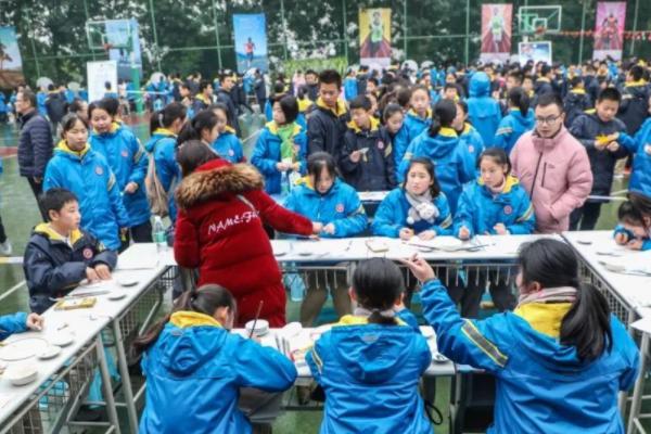 鲁能巴蜀中学喜报2020_鲁能巴蜀中学是重点高中吗_鲁能巴蜀中学是重点吗