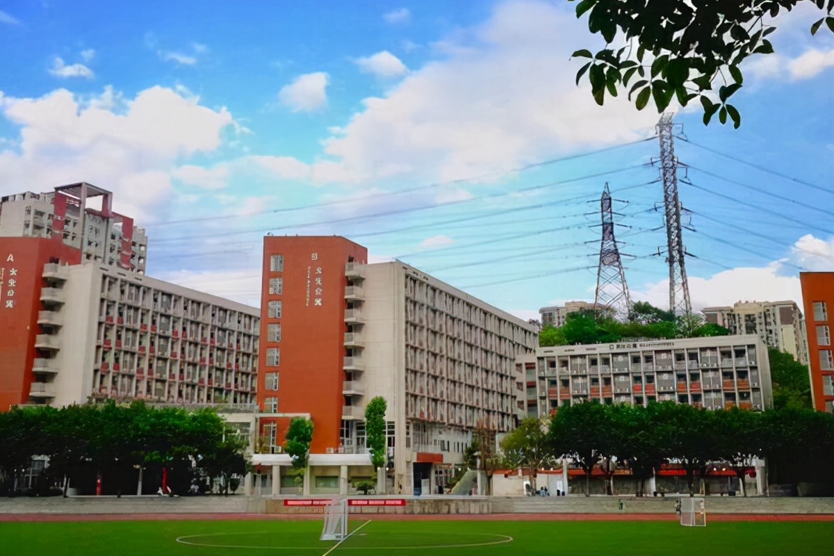 鲁能巴蜀中学是重点高中吗_鲁能巴蜀中学喜报2020_鲁能巴蜀中学是重点吗