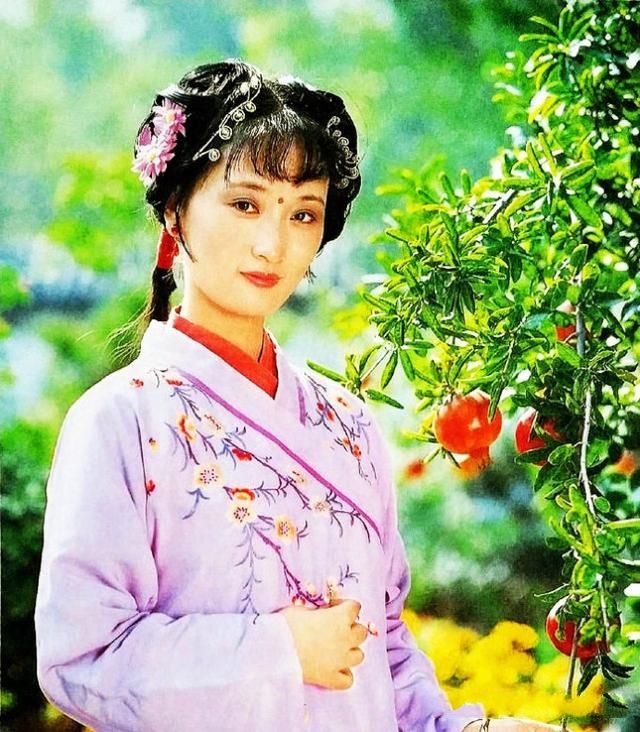 四月是我的生日_生日是按农历还是阳历_生日是提前好还是推迟好