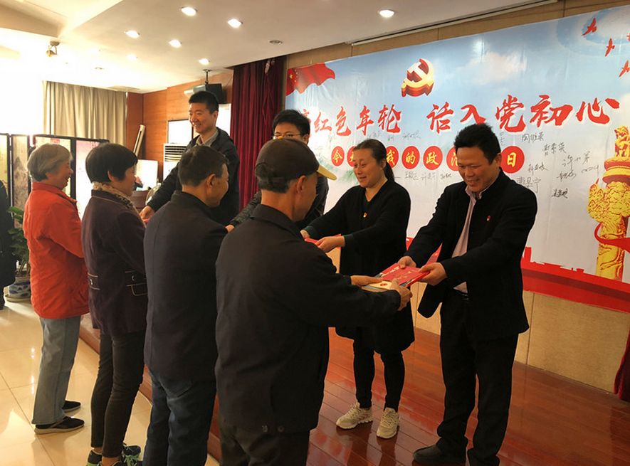 生日是妈妈的受难日_四月是我的生日_生日是按农历还是阳历