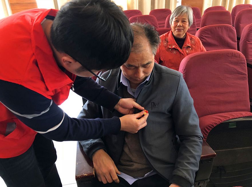 四月是我的生日_生日是按农历还是阳历_生日是妈妈的受难日