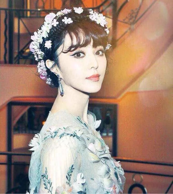 宝马香车_宝马香车的作品_宝马香车迎淑女下联