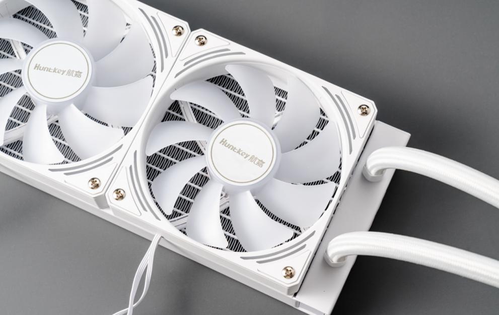 水冷散热器什么牌子好_散热牌子水冷器好不好_散热牌子水冷器好用吗