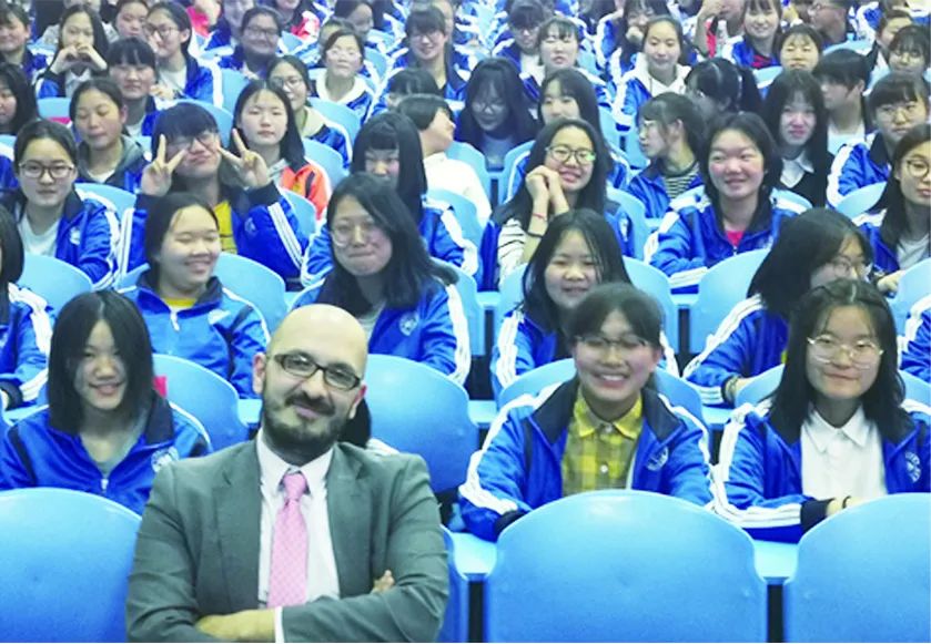 昆明实验中学高中_昆明长鸿实验中学高一报名_昆明实验高中好不好