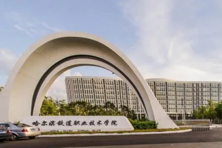 大专院校录取分数安徽排名线表_安徽大专高考分数线排名_安徽大专院校排名以及录取分数线
