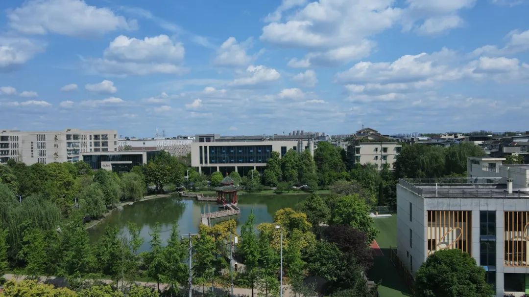 四川工商学院眉山校区全景vr_四川工商学院眉山校区_四川工商学院眉山校区贴吧