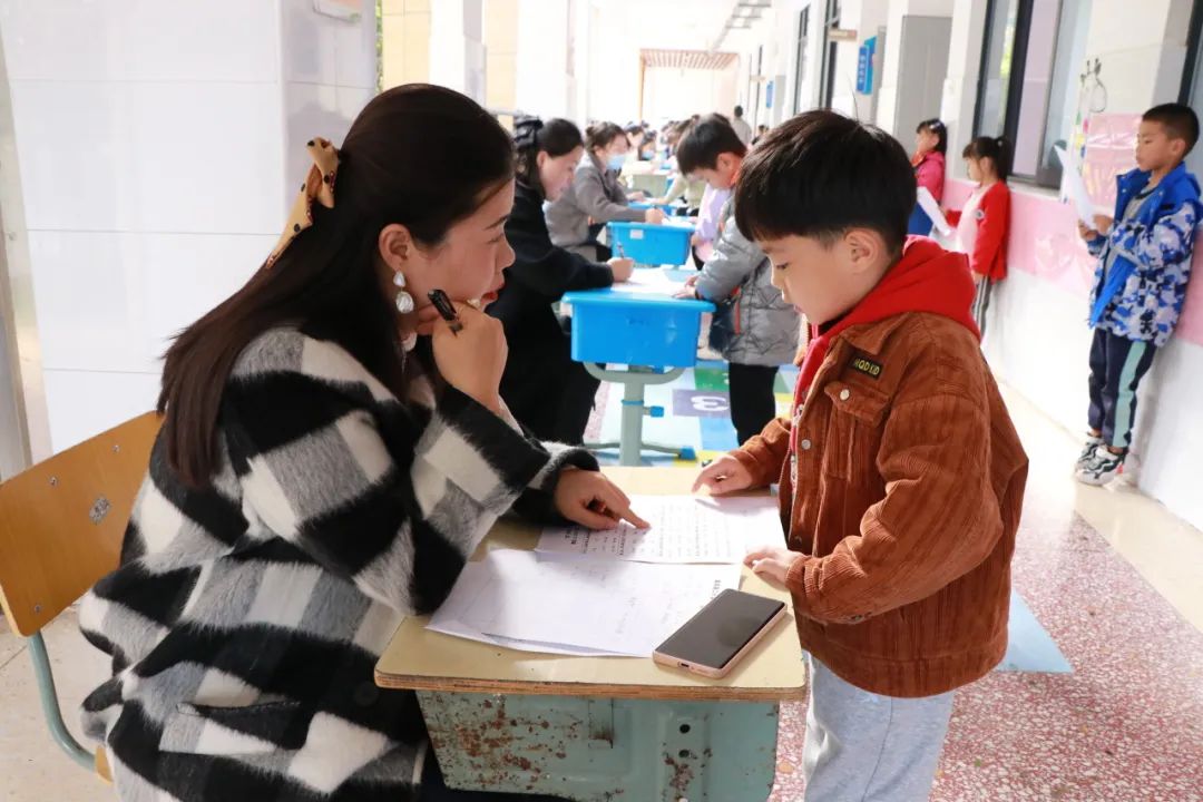 怡拼音读法_怡怎么读拼音_怡拼音怎么拼写