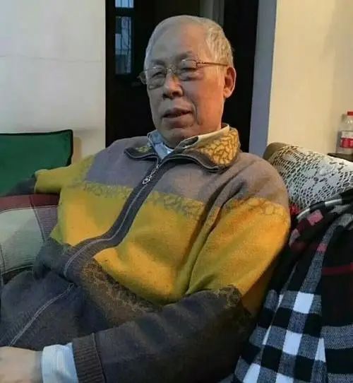 酌的拼音怎么读_拼音酌情_酌的拼音