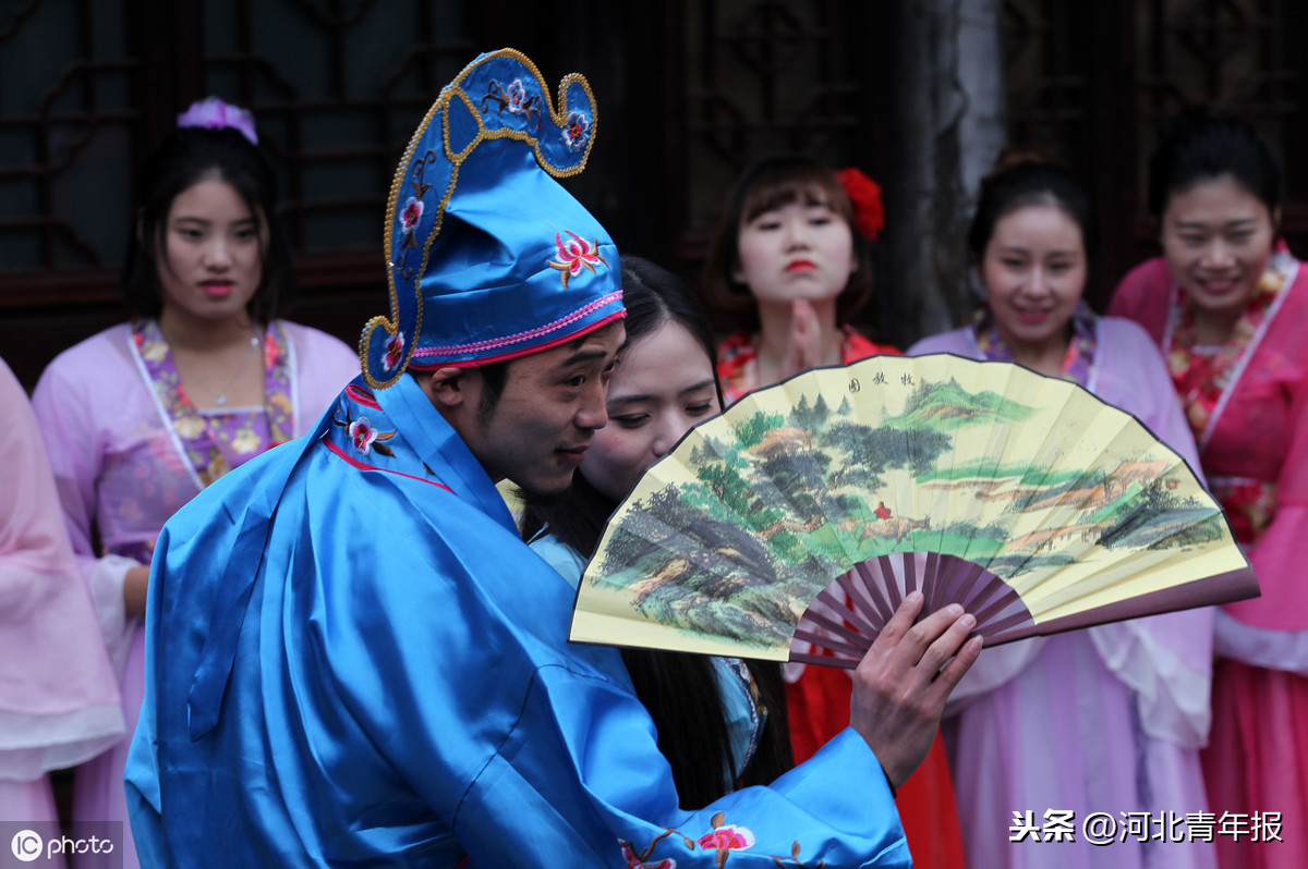 潦倒_潦倒是什么意思_才力潦倒去世