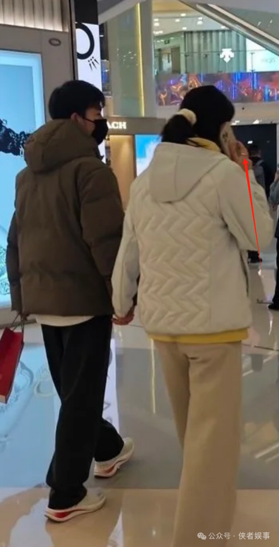 戒指戴中指_戒指中指戴到哪个位置合适_戒指中指戴哪边