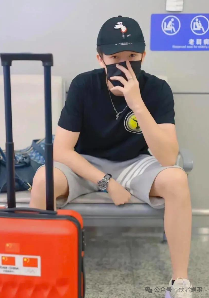 戒指戴中指_戒指中指戴哪边_戒指中指戴到哪个位置合适