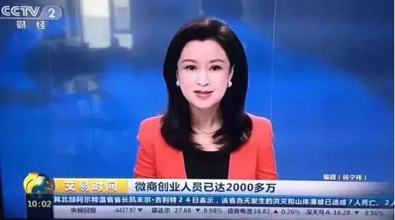 戒指中指戴什么意思_戒指戴中指_戒指中指戴哪边