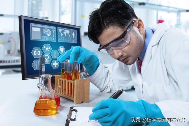 计算机教育学校_八维计算机学校学费_计算机专业学费多少钱一年