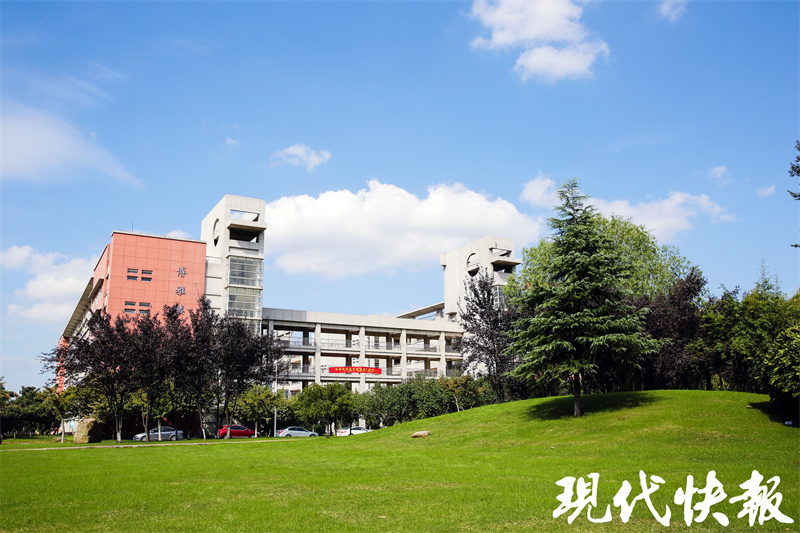 江苏经贸职业技术在哪_江苏经贸职业技术学校招生官网_江苏经贸职业技术