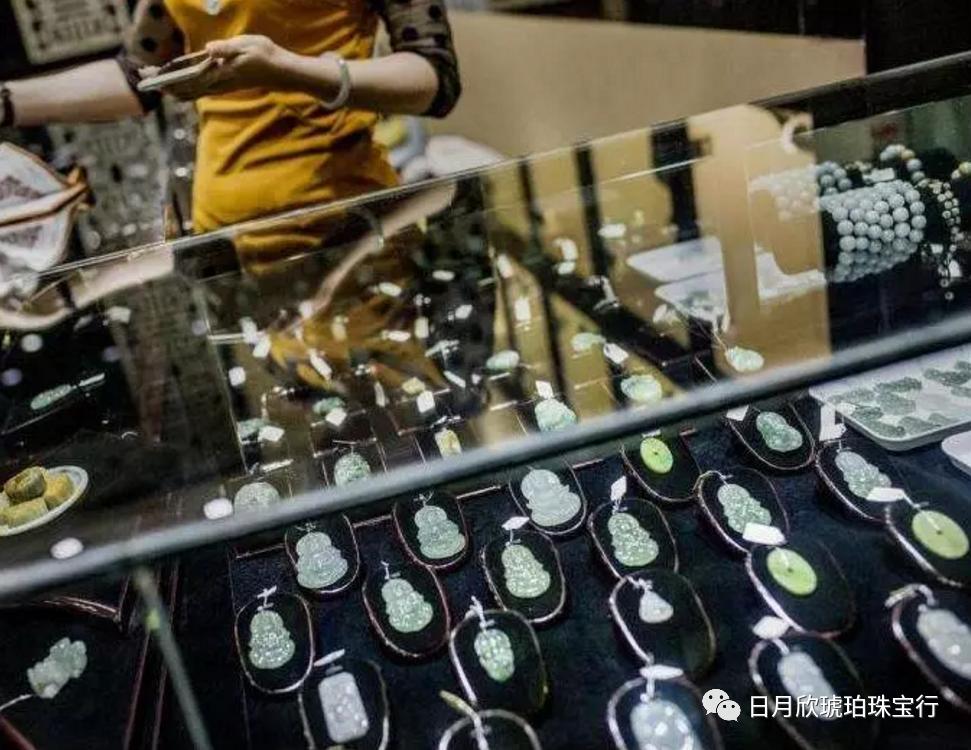 黑曜石的价格_黑l曜石_曜石黑是什么材质