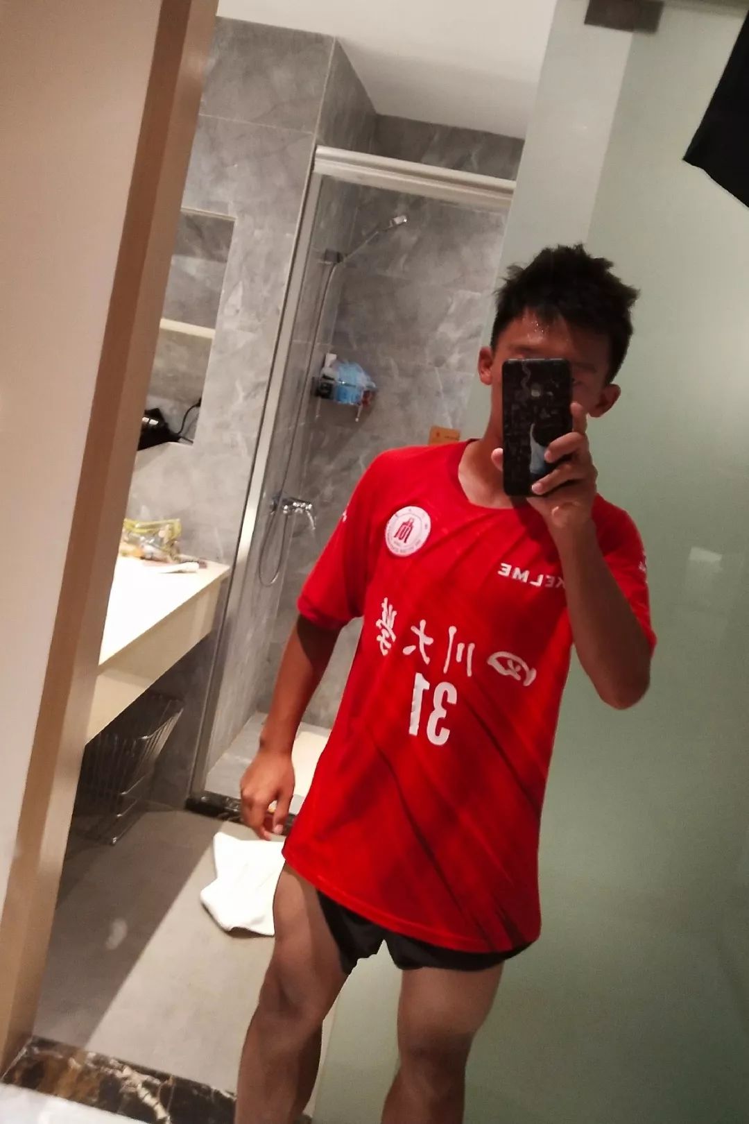 一博张弛_张一博_一博张驰写的歌