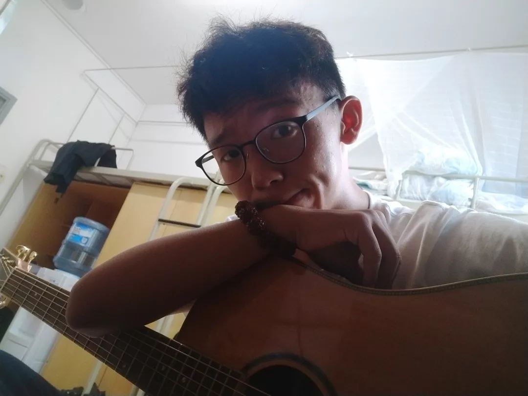 张一博_一博张驰写的歌_一博张弛